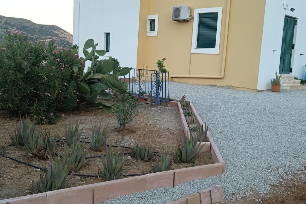 Το Σπίτι Που Σε Ταξιδεύει Villa Agia Galini  Exterior photo