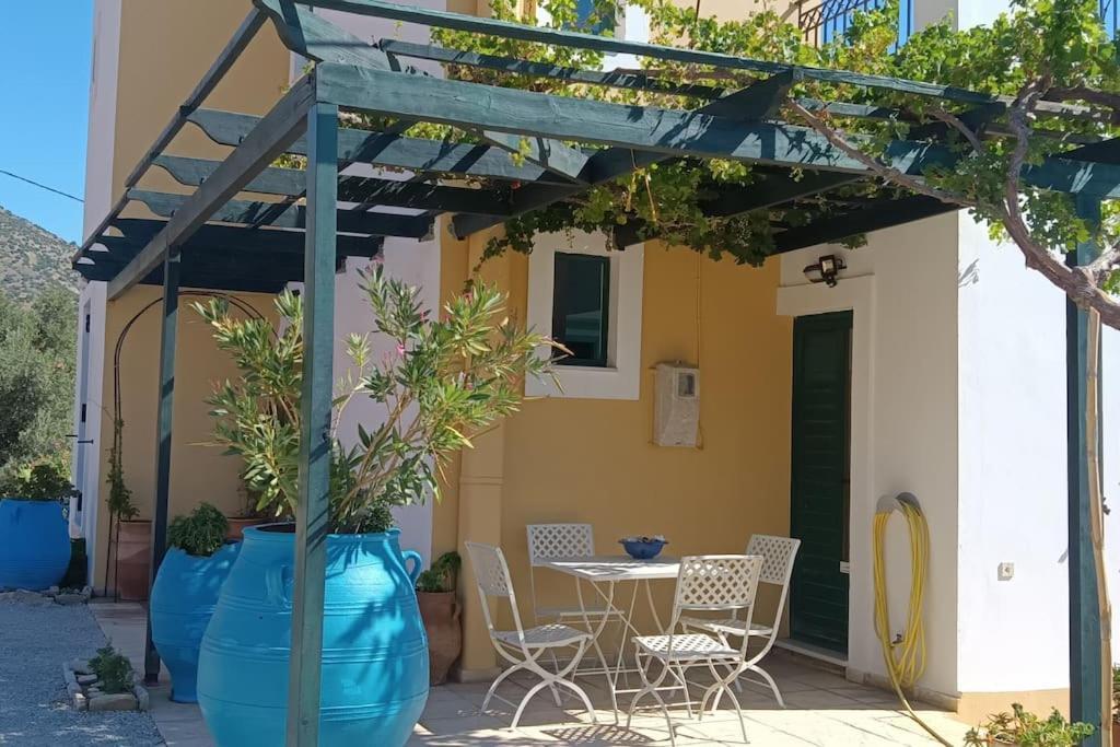 Το Σπίτι Που Σε Ταξιδεύει Villa Agia Galini  Exterior photo